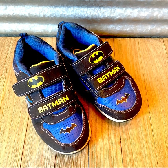 Batman Shoes Batman Boys Athletic Sneakers Size 1 Poshmark